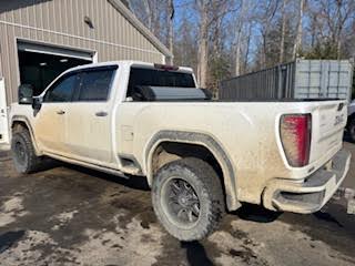 GMC SIERRA — SIDE PROFILE before